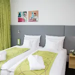 Hotel Lindner Frankfurt Sportpark, Part Of Jdv By Hyatt 3*