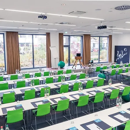 Lindner Frankfurt Sportpark, Part Of Jdv By Hyatt Отель