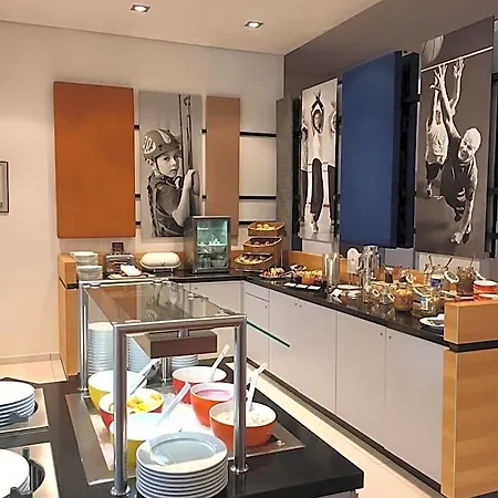 Otel Lindner Frankfurt Sportpark, Part Of Jdv By Hyatt 3*