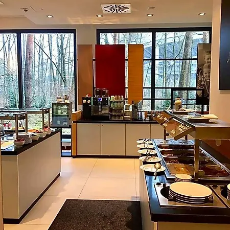 Otel Lindner Frankfurt Sportpark, Part Of Jdv By Hyatt