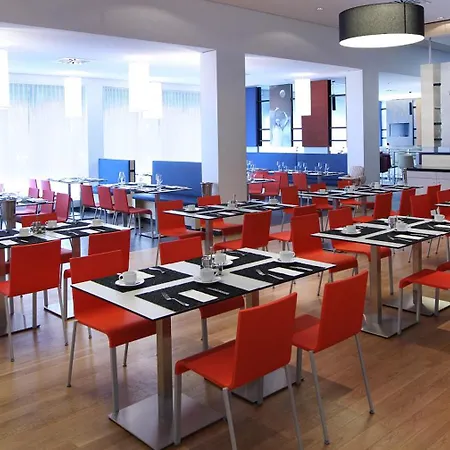 Lindner Frankfurt Sportpark, Part Of Jdv By Hyatt 3*