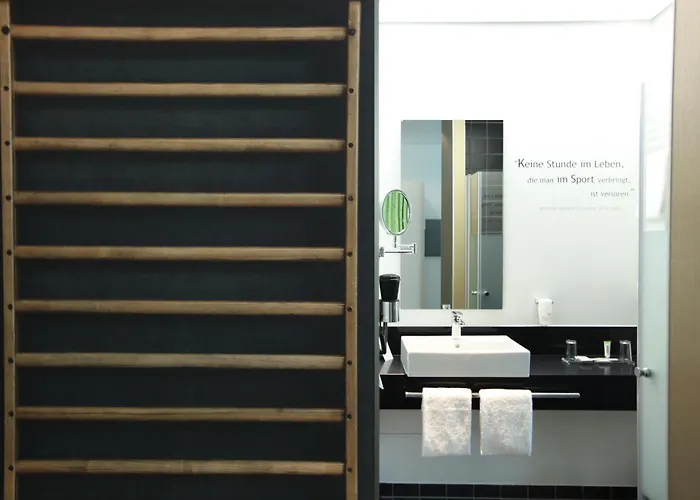 Szálloda Lindner Frankfurt Sportpark, Part Of Jdv By Hyatt 3*