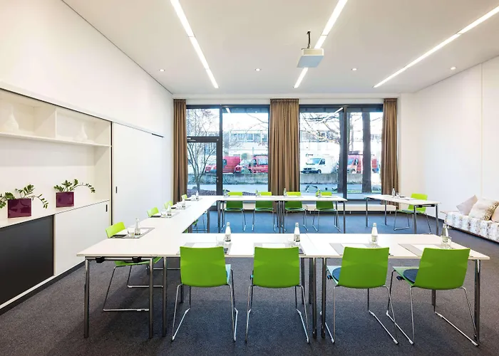 Lindner Frankfurt Sportpark, Part Of Jdv By Hyatt ホテル 3*