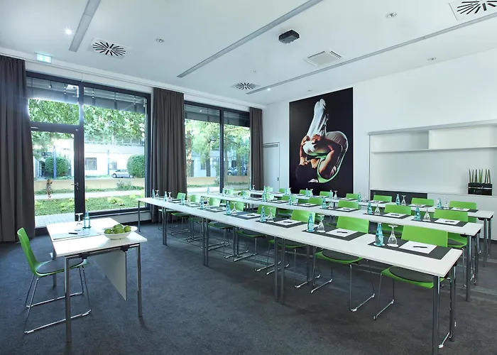 Lindner Frankfurt Sportpark, Part Of Jdv By Hyatt 3*