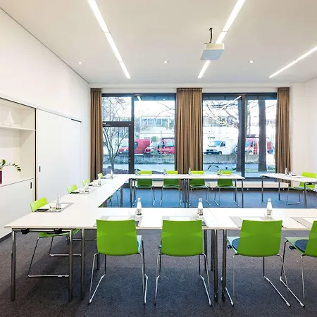 Lindner Frankfurt Sportpark, Part Of Jdv By Hyatt Hotel 3*